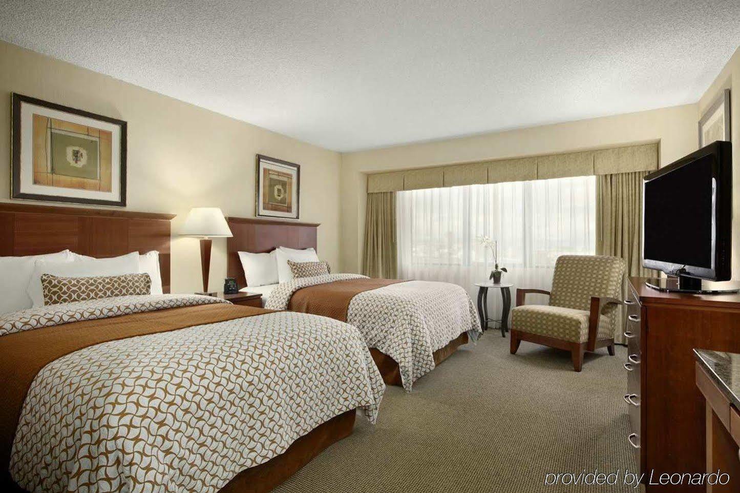 Embassy Suites Denver Tech Center Сентениал Екстериор снимка