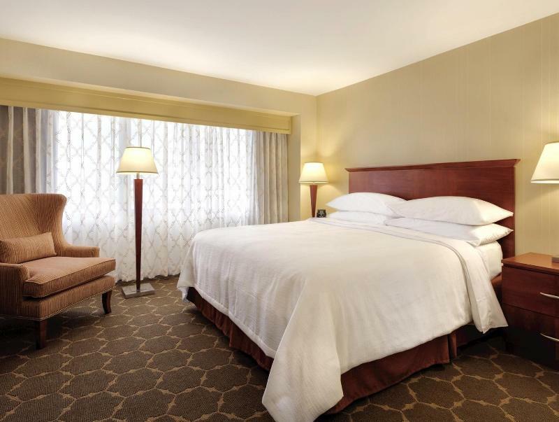 Embassy Suites Denver Tech Center Сентениал Екстериор снимка